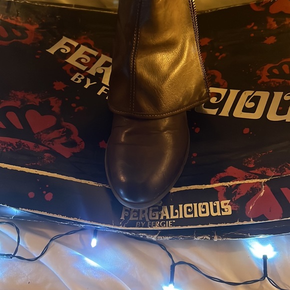 Fergalicious boots, Ledge by Fergie boots, size: 9.5 M, Color: Brown - Picture 10 of 15